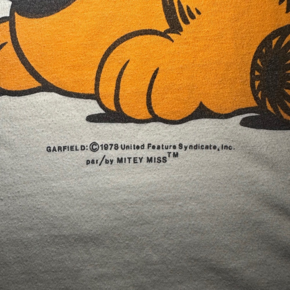 Mitey Miss Garfield T-Shirt Unisex Fits Small White Vintage 1978 Sexy Definition - Picture 2 of 11